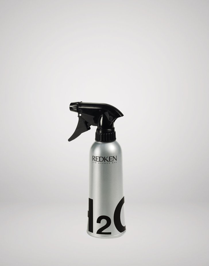 Salon Gear Water Bottle Fra Redken